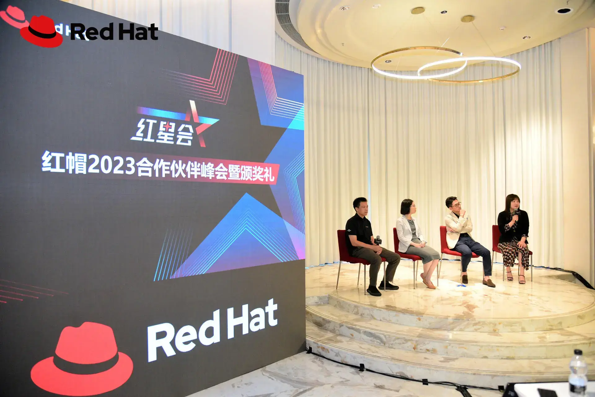 红帽合作伙伴峰会，云祺，云祺V6.0，容灾备份系统，实时容灾保护功能，实时备份，容灾接管，原机恢复，异机恢复，NAS备份与恢复，数据可视化