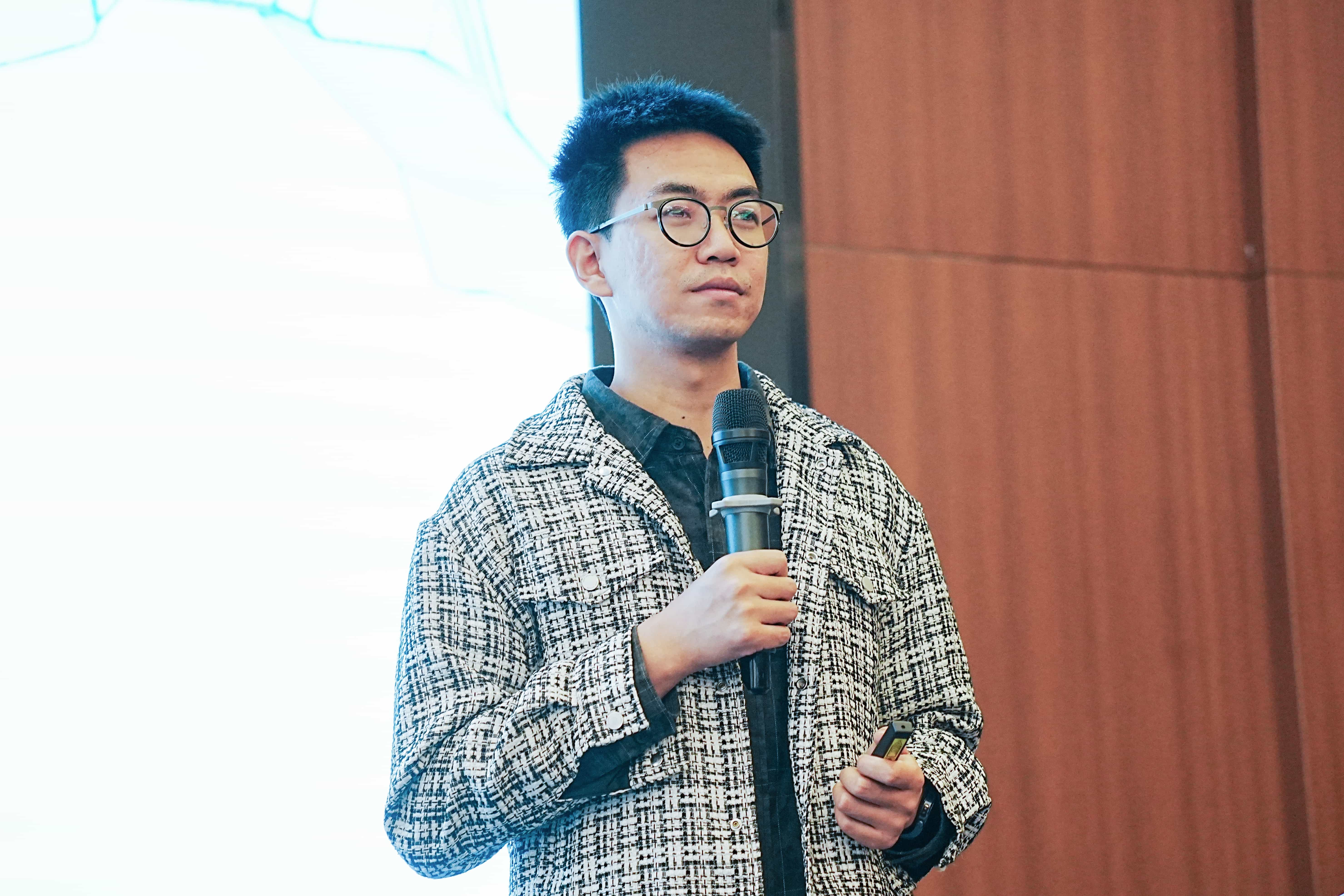 志凌海纳 SmartX 解决方案专家马伟分享