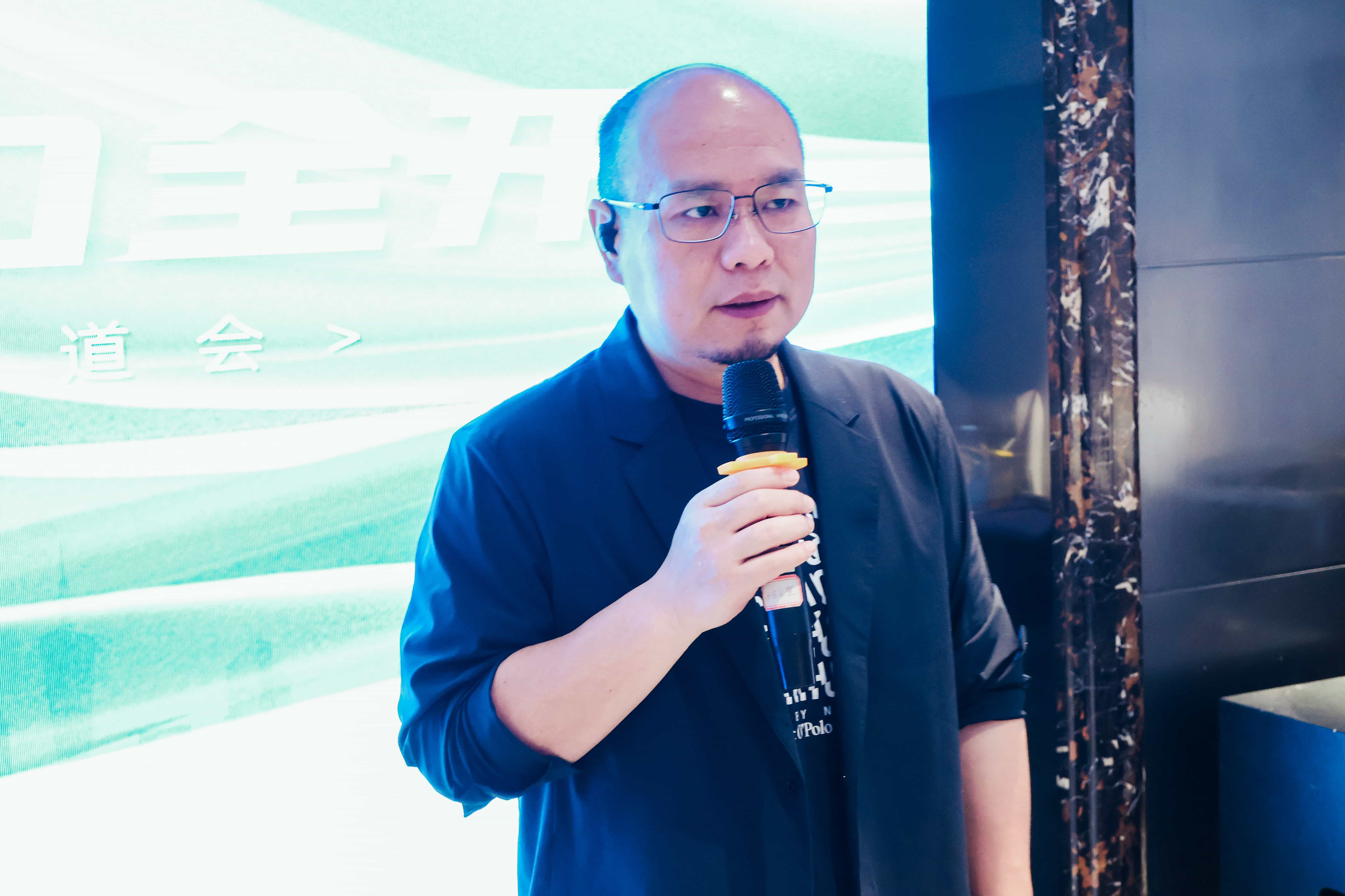 云祺科技销售总监涂磊作开场致辞